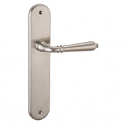 Deurkruk op ovaal schild van gesatineerd nikkel aluminium 250x48 mm